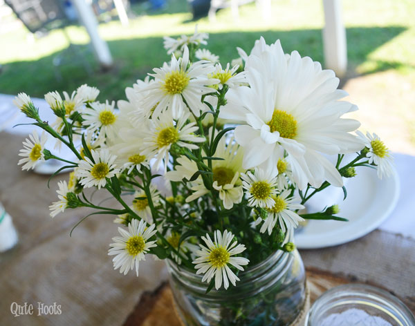 daisy centerpiece